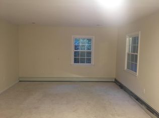 64 Centerport Rd, Greenlawn, NY 11740