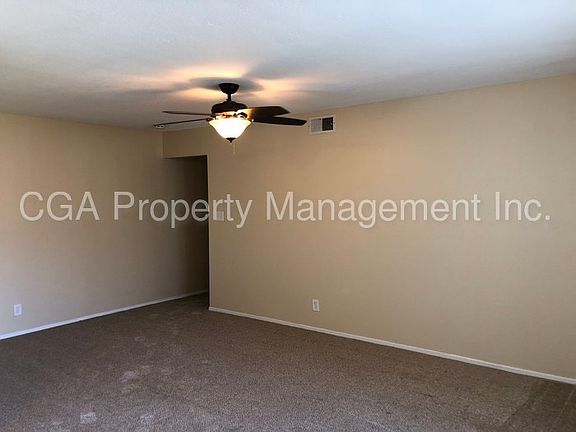3rd image of 5118 Connecticut Dr APT 4