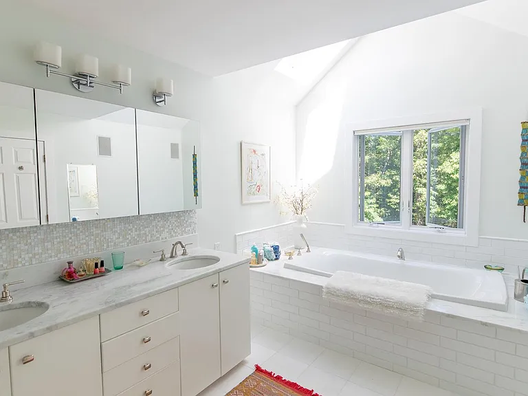 189 Northside Dr — Photo 15