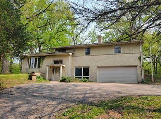 3027 N County Rd E, Janesville, WI 53548