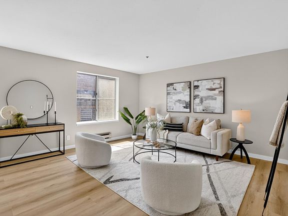 3rd image of 2901 Macarthur Blvd APT 313