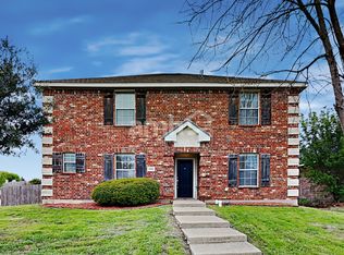 500 Cypress Ct, Red Oak, TX 75154