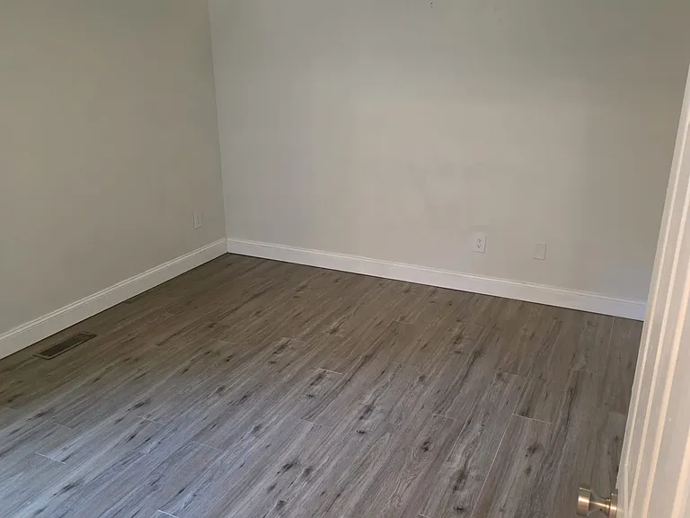 148 Colby Dr NE #1 — Photo 12