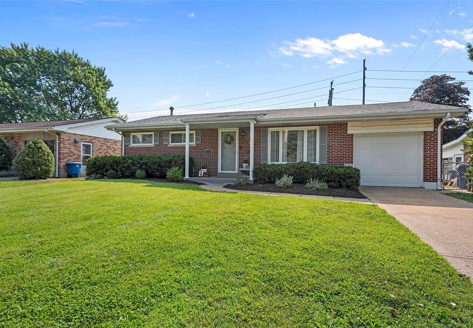 9972 Madaford Ln, Saint Louis, MO 63123 | Zillow