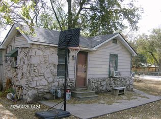 1388 N Vinita Ave, Tahlequah, OK 74464