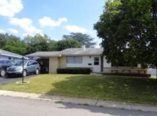 161 Mora Rd, Carpentersville, IL 60110