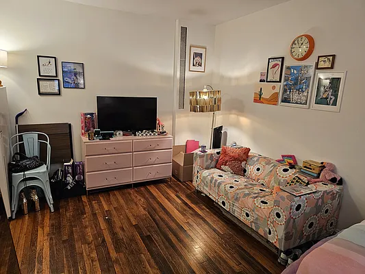 Rented by Steffan Olausson Partridge, LREB | media 4