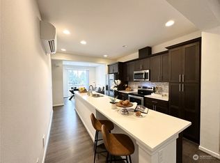 22328 88th Way S #D103, Kent, WA
