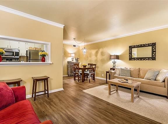 3rd image of 4007 Saint Charles Ave APT 203