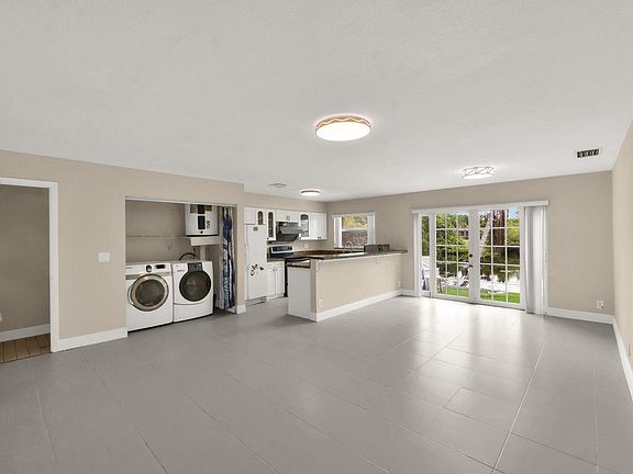2nd image of 4295 Coral Springs Drive #3c