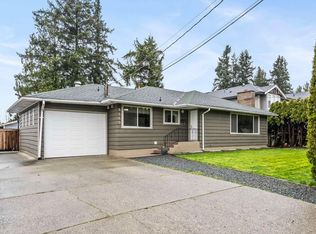9269 Carleton St, Chilliwack, BC V2P 6E1