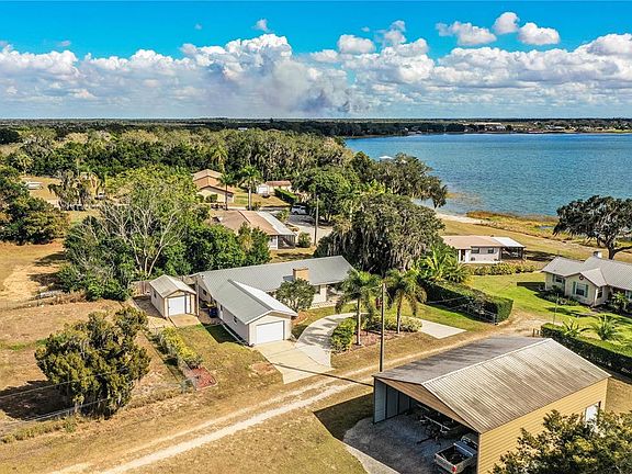 3rd image of 1305 Arbuckle Creek Rd