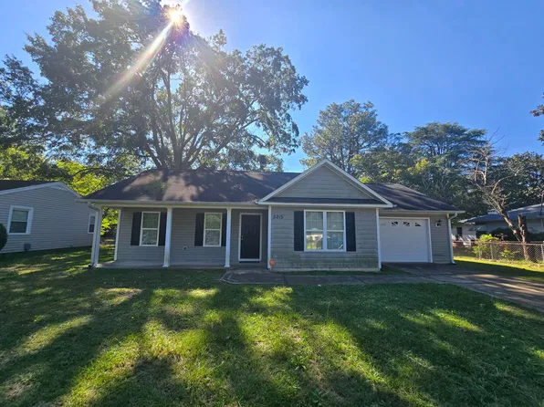 5215 Cypress Rd, Fayetteville, NC 28304