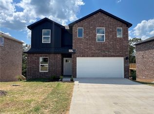 5451 Selah St, Springdale, AR 72764