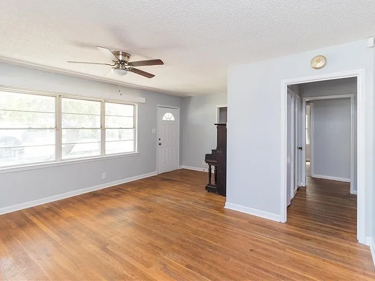 4829 Edith St — Photo 12