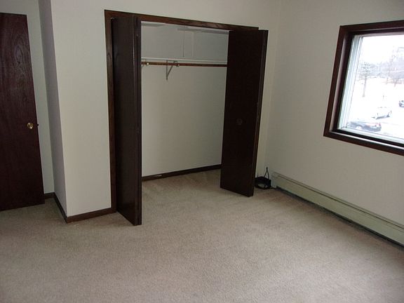 5th image of 18539 Christina Dr APT 1