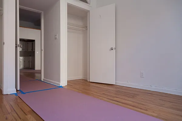 Rented by Joe Gotham LTD | media 32