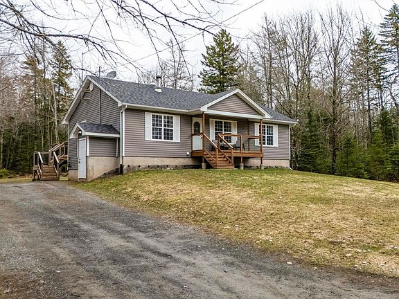 2nd image of 40 Burgess Rd