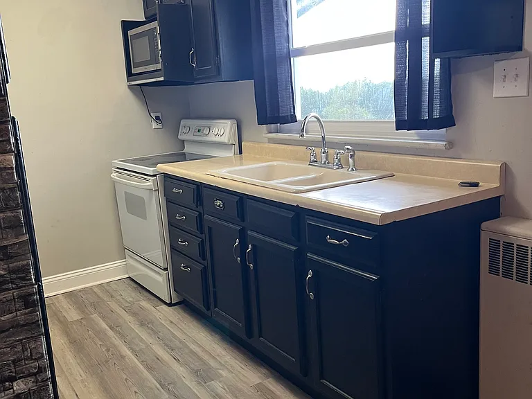 35 Orchard Ln — Photo 8