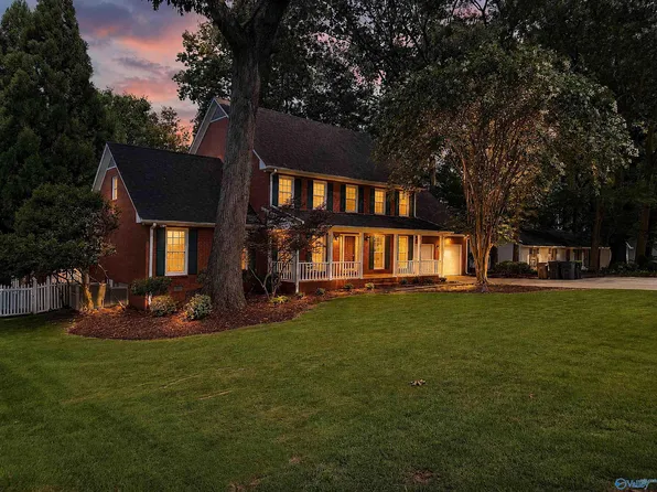 2804 Hunterwood Dr SE, Decatur, AL 35603