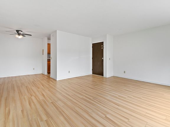 4th image of 4814 Dale St APT 12