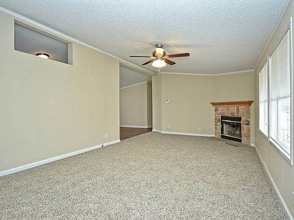 2nd image of 6003 Pleasant Meadow