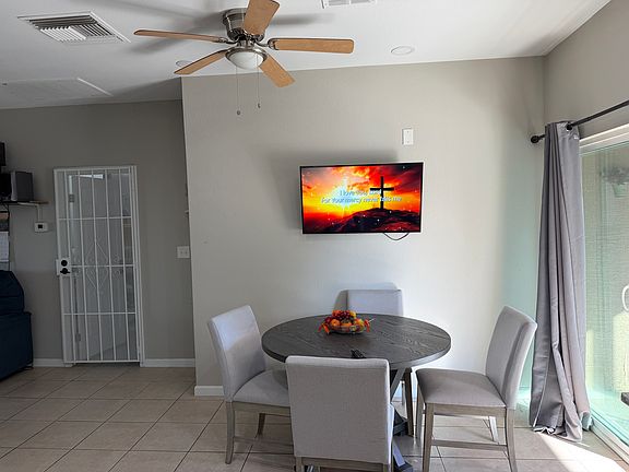 5th image of 2815 E Campo Bello Dr #2