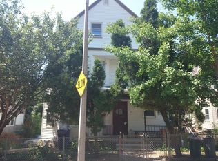 40 Wenham St, Jamaica Plain, MA 02130
