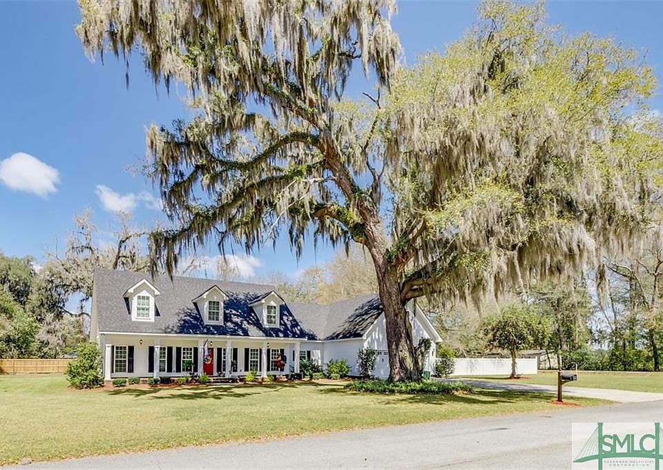 1st image of 100 Cameron Oaks Dr