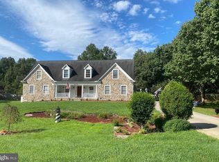 8006 Campfire Ln, Fredericksburg, VA 22407