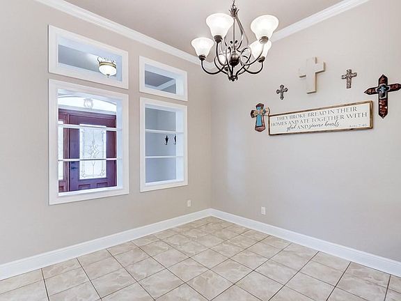 5th image of 3208 Avenue B