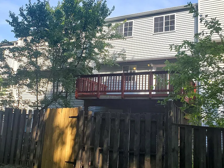 13524 Bentley Cir — Photo 10