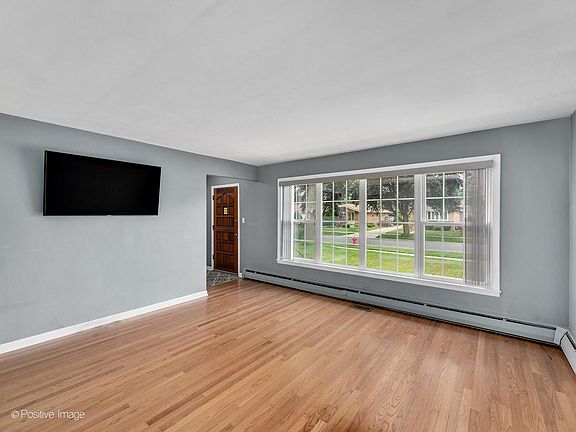 3rd image of 4023 Wehrman Ave