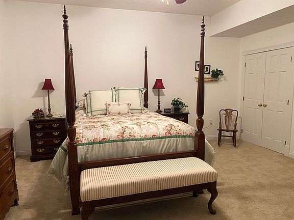 5th image of 247 Longwood Rd