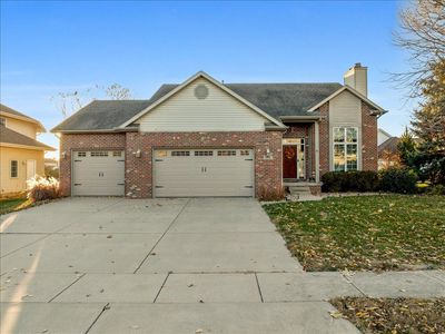 1410 Broad Creek Rd, Bloomington, IL, 61704