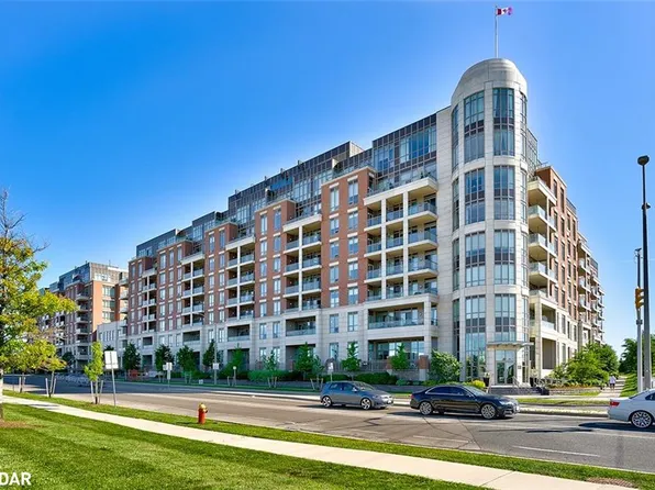 2480 Prince Michael Dr #714, Oakville, ON L6H 0H1