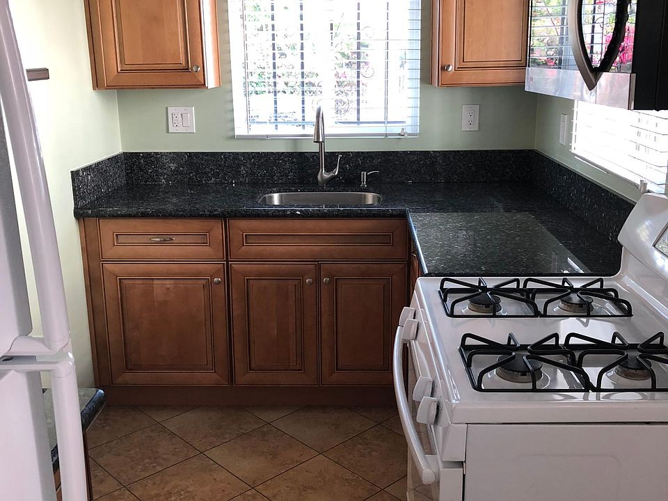 1st image of 1156 Gordon St