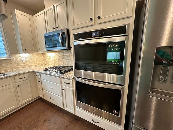Kitchen-2_