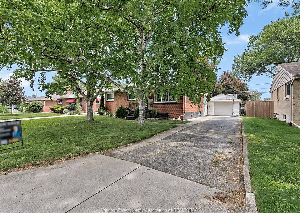 1st image of 3668 McKay Ave
