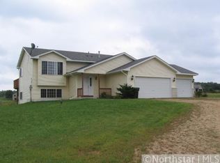 1681 87th St, New Richmond, WI 54017