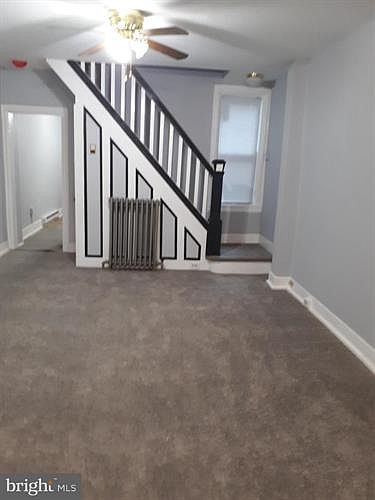 1st image of 709 E 6th St