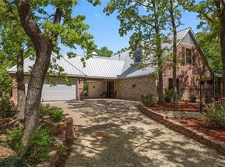 225 County Road 2254, Valley View, TX 76272