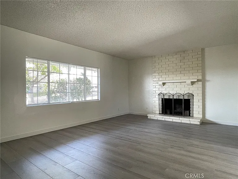 1976 Evergreen Springs Dr — Photo 5