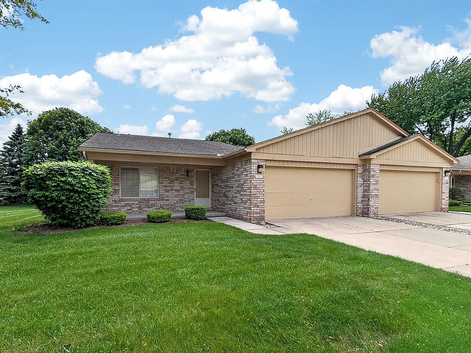 1st image of 41520 Janet Cir #60