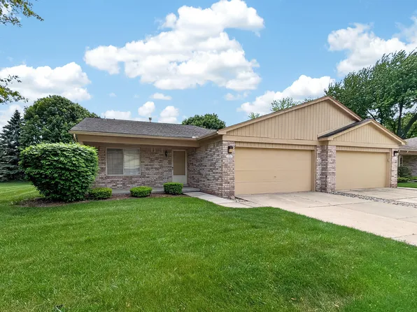 41520 Janet Cir #60, Clinton Township, MI 48038