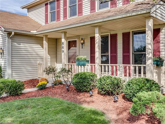 4th image of 889 Admore Dr