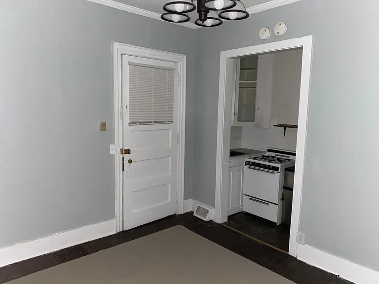 112 Berkeley St #1 — Photo 2
