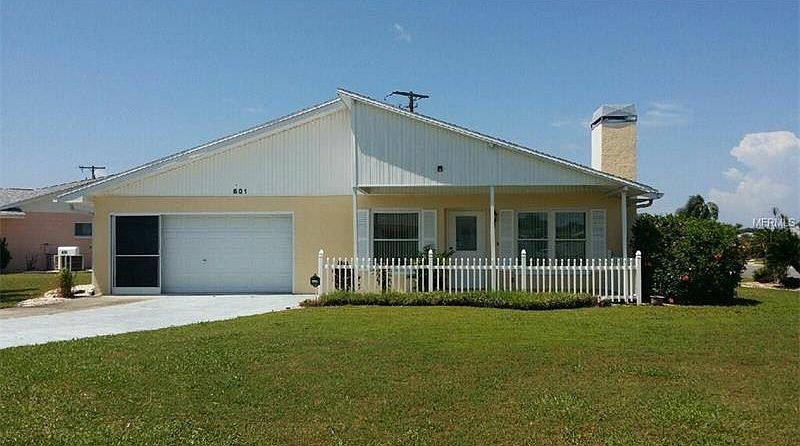 1st image of 601 Oakmont Ave