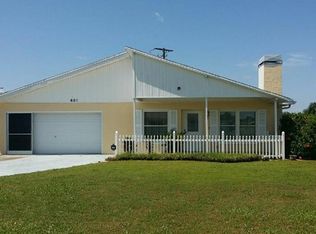 601 Oakmont Ave, Sun City Center, FL 33573