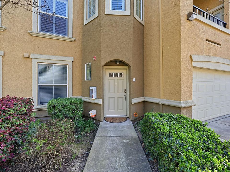 1st image of 2465 Fontana St Unit 7